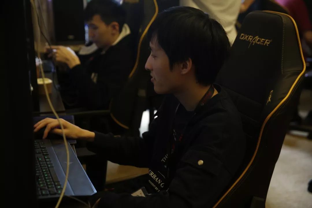 LPL今日首发名单：Knight 大战Rookie JackeyLove对战Photic