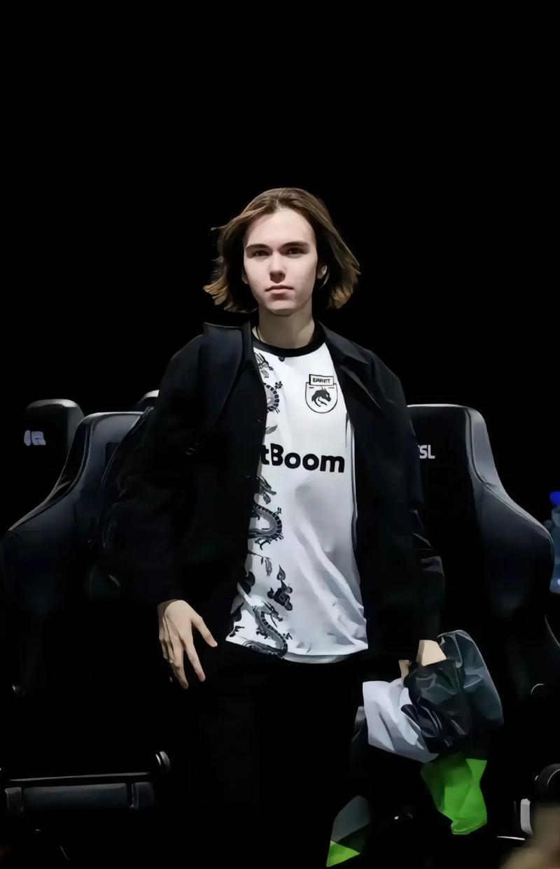 揭秘“人脸识别系统”：赌场是如何在3秒内识别出职业老千的？（3秒锁定职业老千：赌场人脸识别系统是如何做到的？）