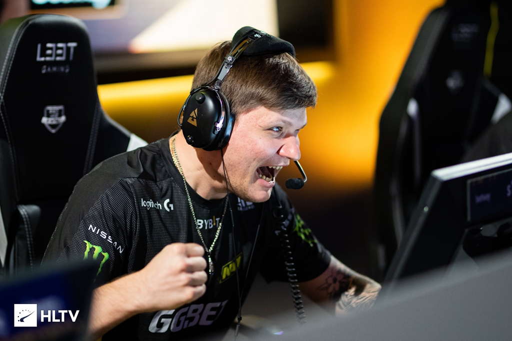 3DMAX 已正式与选手续签合同